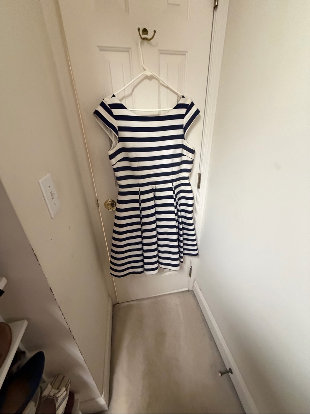 Kate Spade white and blue dress - Picture 3 of 4